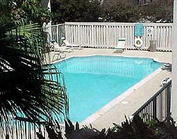 La Quinta By Wyndham New Orleans West Bank / Hotel 3*